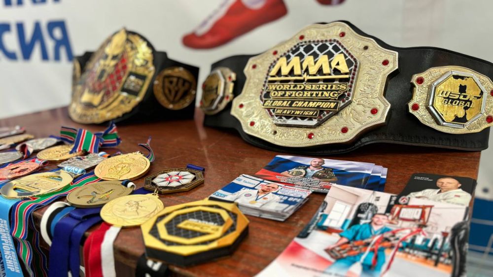        80-  ,     ,       ,     ...