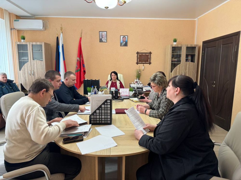 Сегодня, 04 марта, во главе с заместителем главы администрации Волновахского муниципального округа по социальным вопросам - Еленой Снисаренко, состоялось заседание комиссии  по установлению причиненного  ущерба  жилым ...