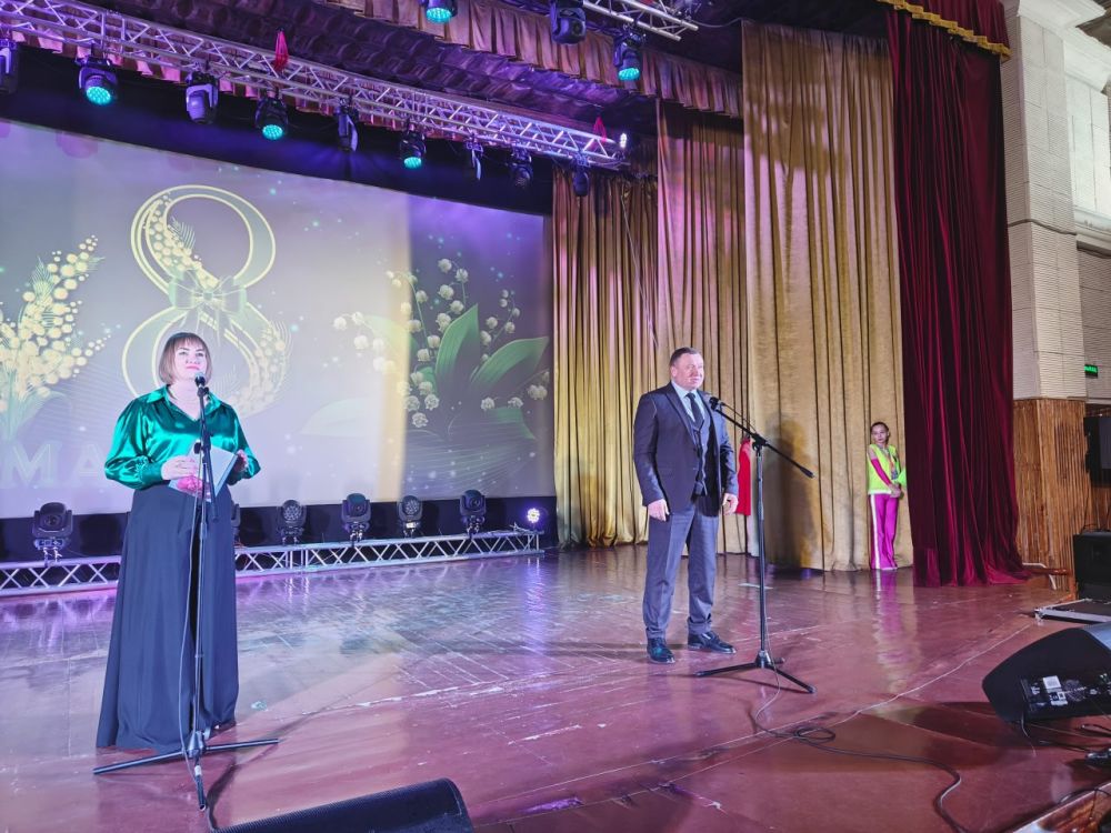 Сергей Ермаков: 6 марта в Централизованной клубной системе «Снежинка» прошел праздничный концерт «Мелодия весны»