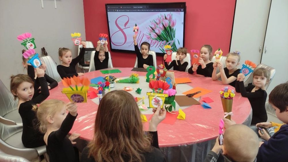 Творческая мастерская «Самой лучшей на свете»