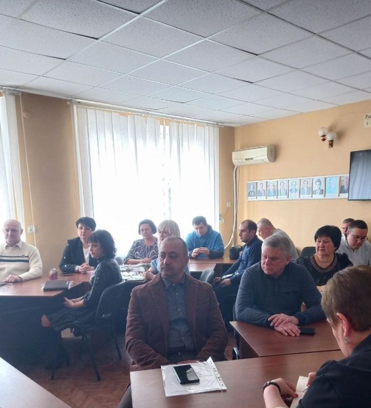 Игорь Лызов: Вместе с Председателем совета Александром Шульгой встретился с депутатами Амвросиевского муниципального совета