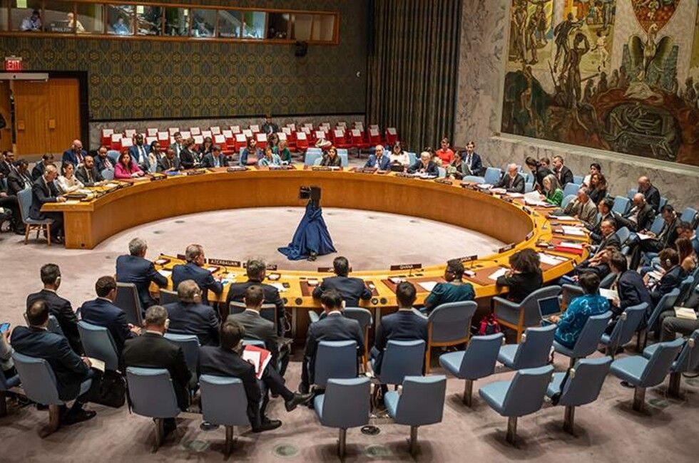 Устинов: в Женеве постоянно замалчивают преступления Киева