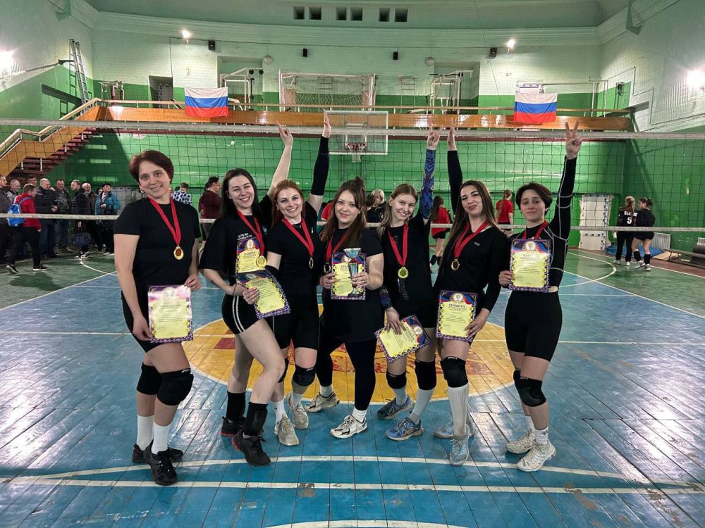 09.03.2025 в г. Енакиево прошёл открытый турнир по волейболу среди женских команд, посвящённый Дню 8 марта