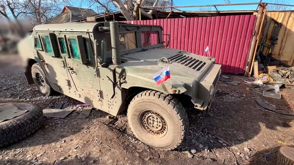 ���������� ����� ��������� ��������������� Humvee � ���