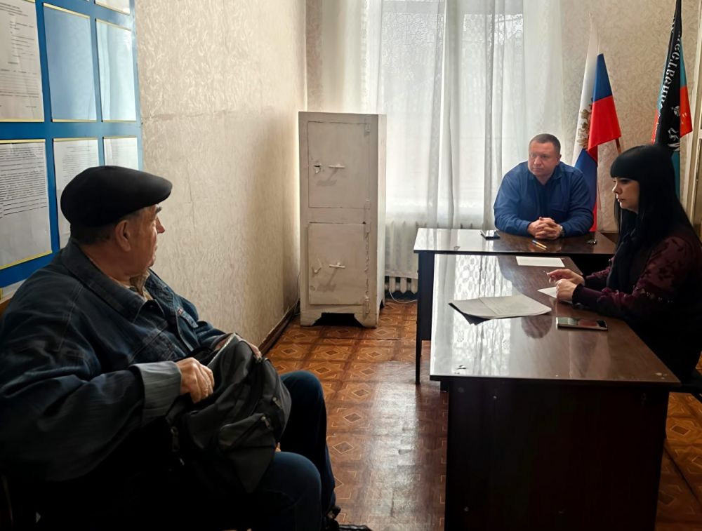 Сергей Ермаков: 12 марта провел прием граждан, на котором снежнянцы обратились с вопросами: