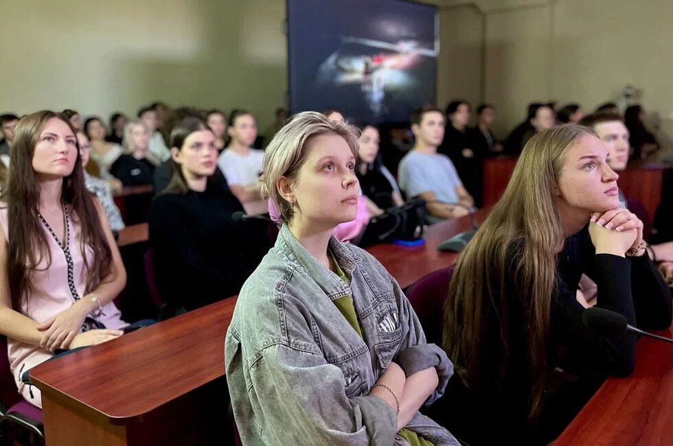 ��� ����� ����� �� 11 �������� ��������� �������� ������.������