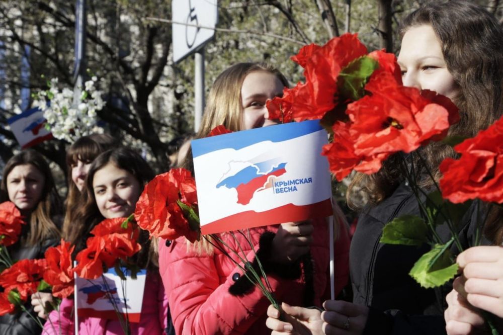 14 марта в отделе музея истории села Валерьяновка прошел просмотр фильма &quot;Крым сегодня&quot;