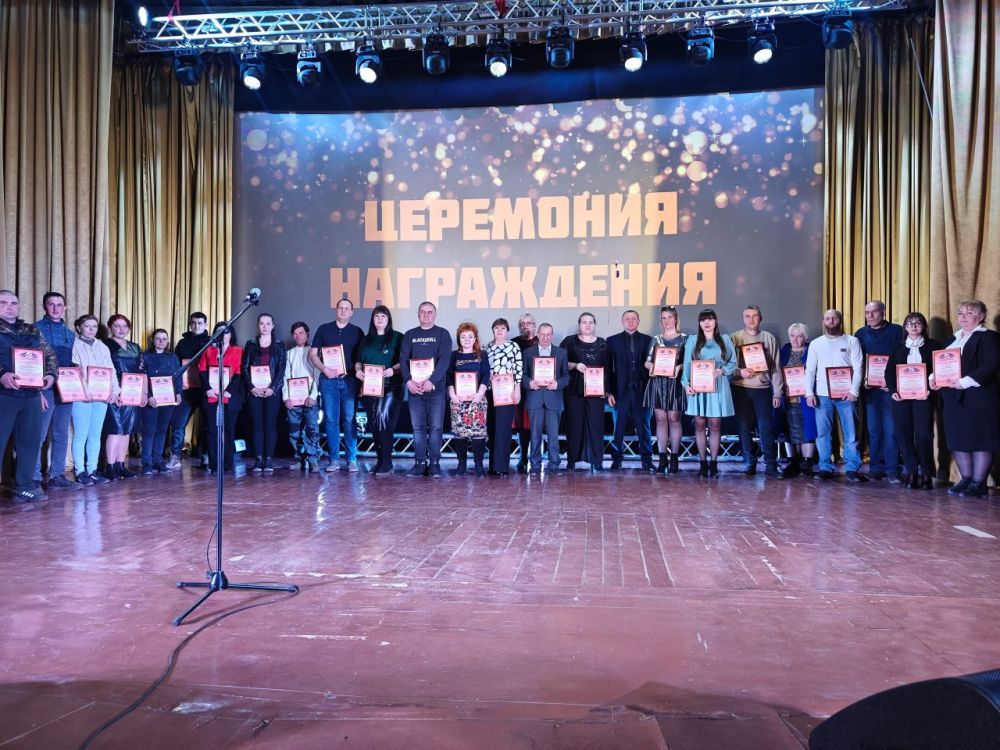 Сергей Ермаков: 14 марта в клубной системе "Снежинка" прошел праздничный концерт, посвященный предстоящему Дню работника жилищно – коммунального хозяйства