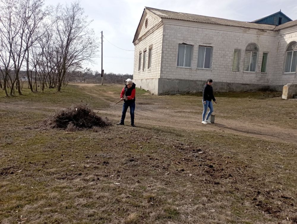 Староигнатьевский СДК,уборка территории