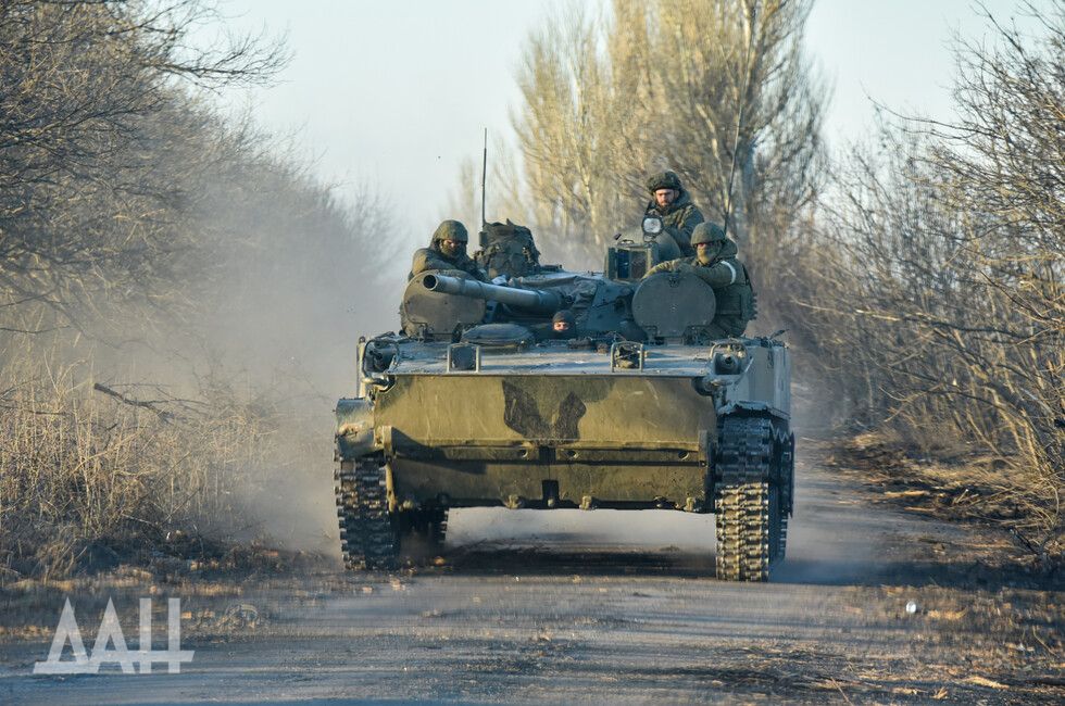 Почти 500 бойцов с передовой подали заявки на участие в кадровом конкурсе ДНР