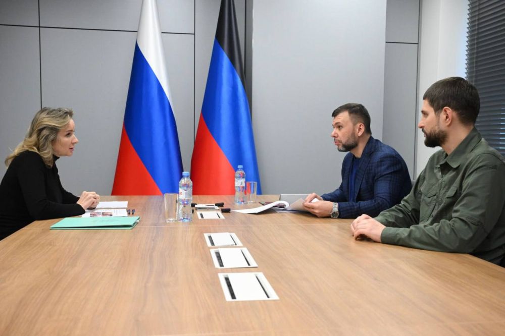 Александр Волошин: Помощь семьям и детям в ДНР: объединяем усилия