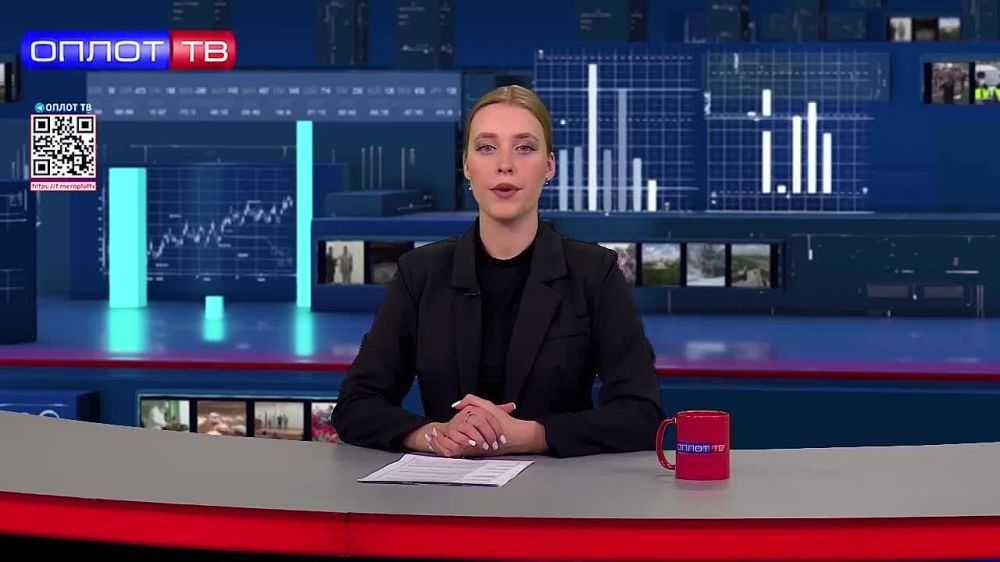 Сенатор от Донецкой Народной Республики Александр Волошин готовит законопроект о предоставлении статуса ветерана боевых действий журналистам, работающим в зоне спецоперации, районах боевых действий и в зонах КТО