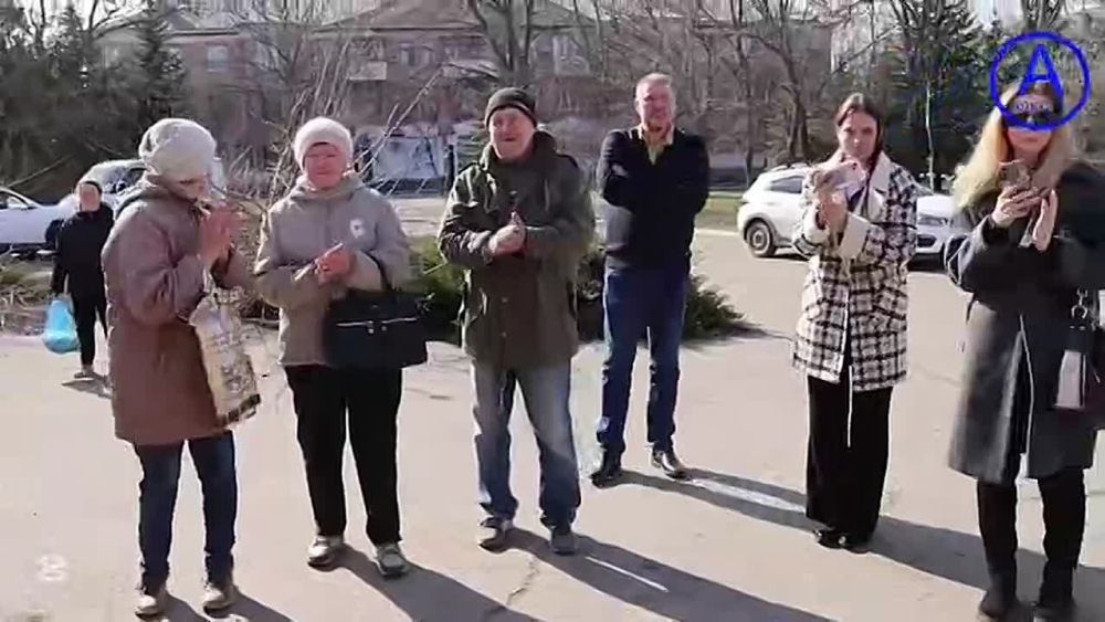 В Комсомольском открылось первое отделение многофункционального центра
