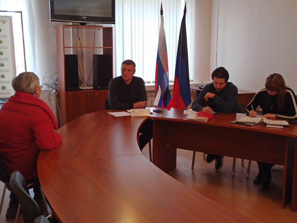 Сергей Лебедев ответил на вопросы жителей Ждановки