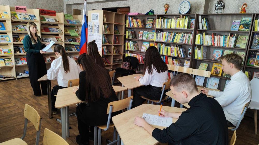 Школьники Ждановки продемонстрировали знания о вкладе Магаданской области в Победу в Великой Отечественной войне