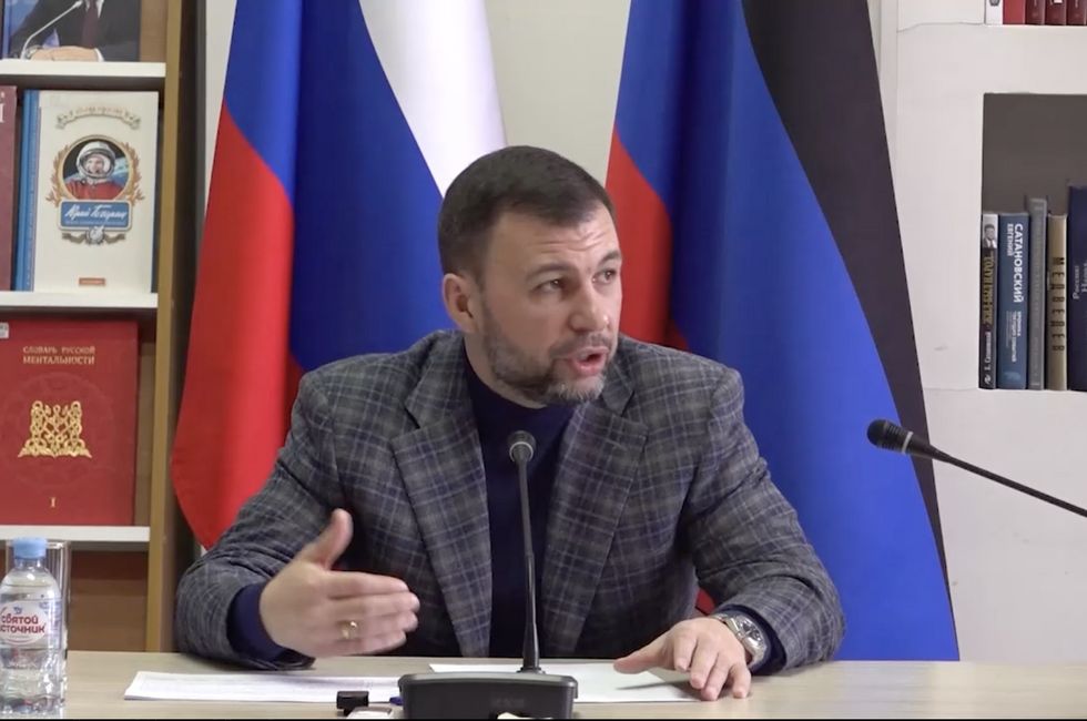 Честная коммуникация и жесткий контроль: как Пушилин выстраивает работу власти в ДНР