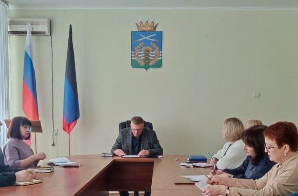Сергей Юзвинкевич: Провел заседание организационного комитета по подготовке мероприятий к 80-летию Победы советского народа в Великой Отечественной войне 1941-1945 годов