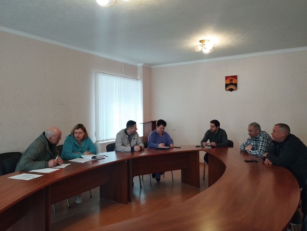 В Ждановке обсудили жилищно-коммунальные вопросы