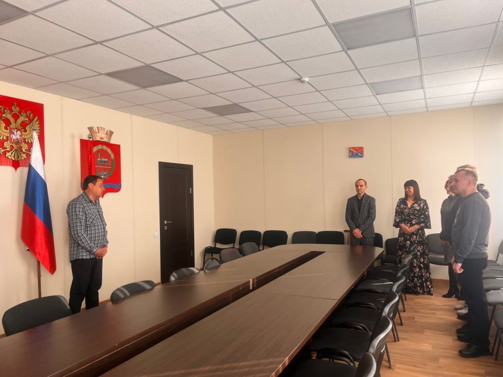 Константин Зинченко: Вручил благодарности талантливым и преданным работникам культуры округа