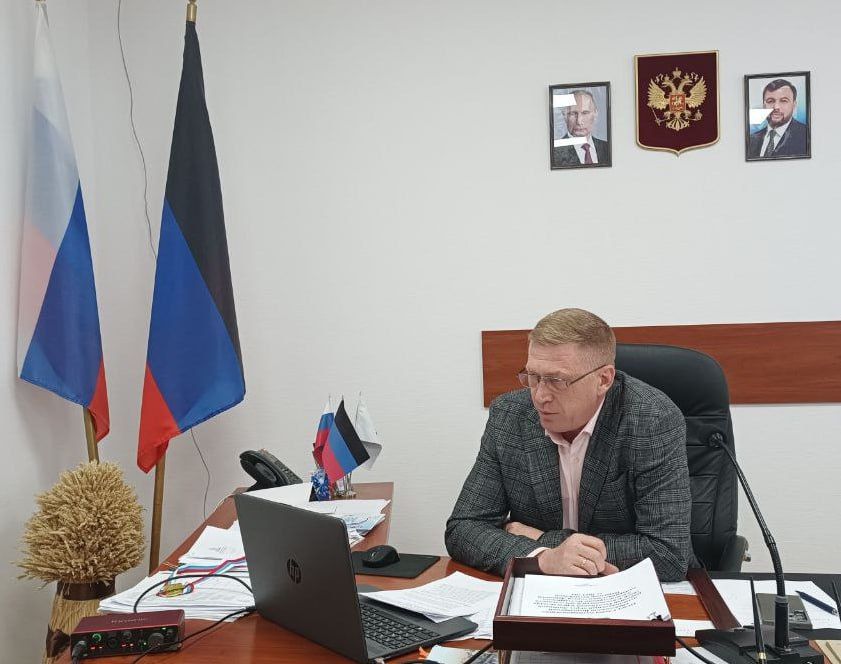 Сергей Юзвинкевич: Сегодня, 26.03.2025 г. провел прямой эфир с жителями Володарского муниципального округа