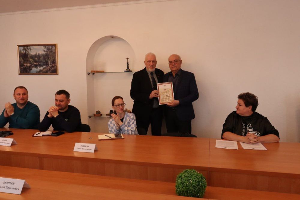 ������ ������: ���������������� ������ �� �������� �� �����������