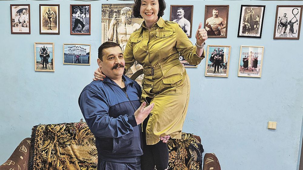 Русский богатырь Дмитрий Халаджи: Не сварился в кипятке, выжил в схватке с медведем и стал волонтером в Донбассе