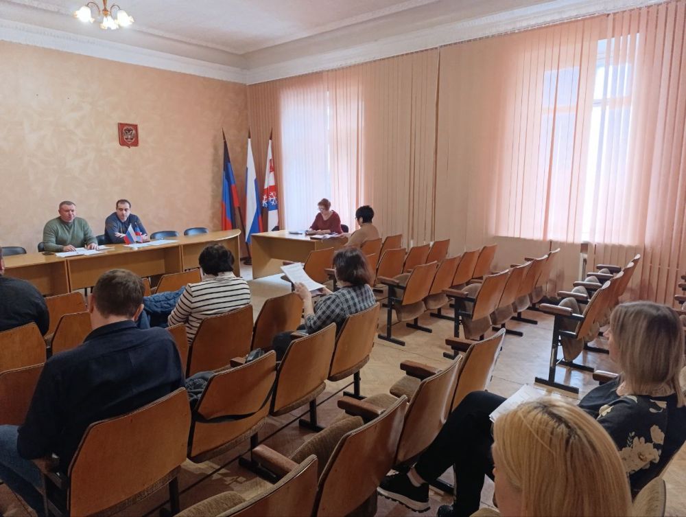 В Снежном обсудили меры противодействия незаконному обороту промпродукции