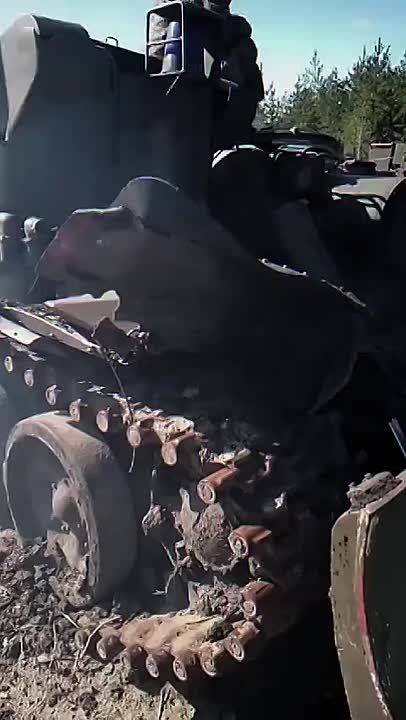 ������ �������: ������������� �� ����� � ������ �.�. ����� �������� �������� ���������� ������� ���� VT-72b, �������� �� ���������� �������� ���������� ������������