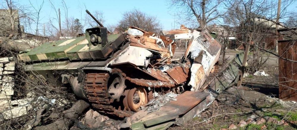 ������ �������: ������������ � ������ � �. �������� �������� �������� ���������� ���������� ��� M2A2 ODS-SA Bradley � ������������ ������� BRAT