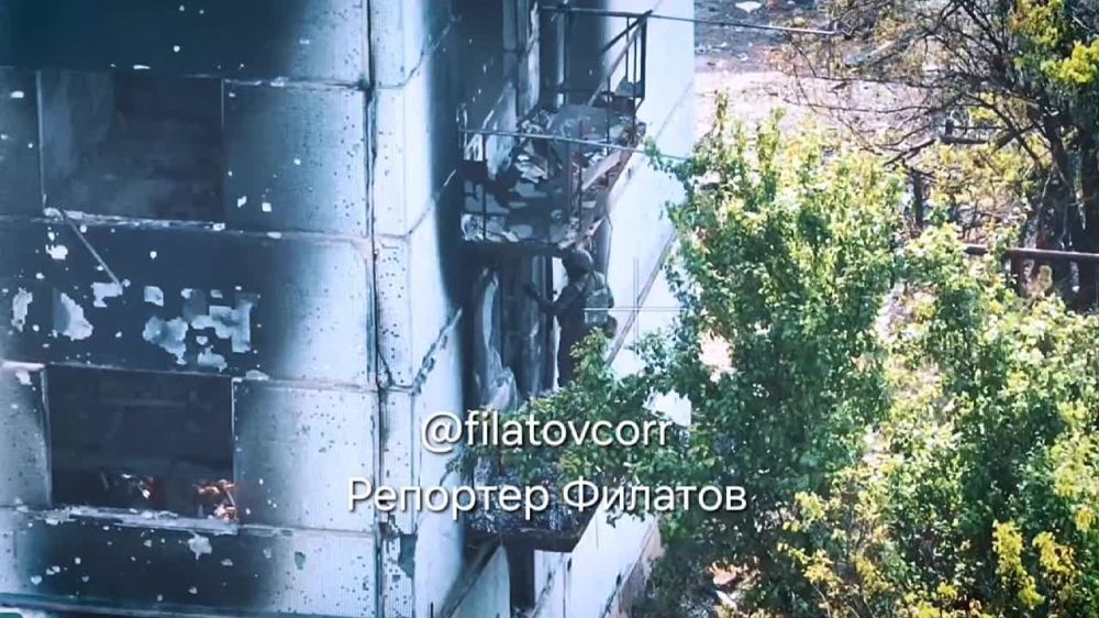 Андрей Филатов: Продолжение злоключений колумбийцев в пятиэтажке Красногоровки