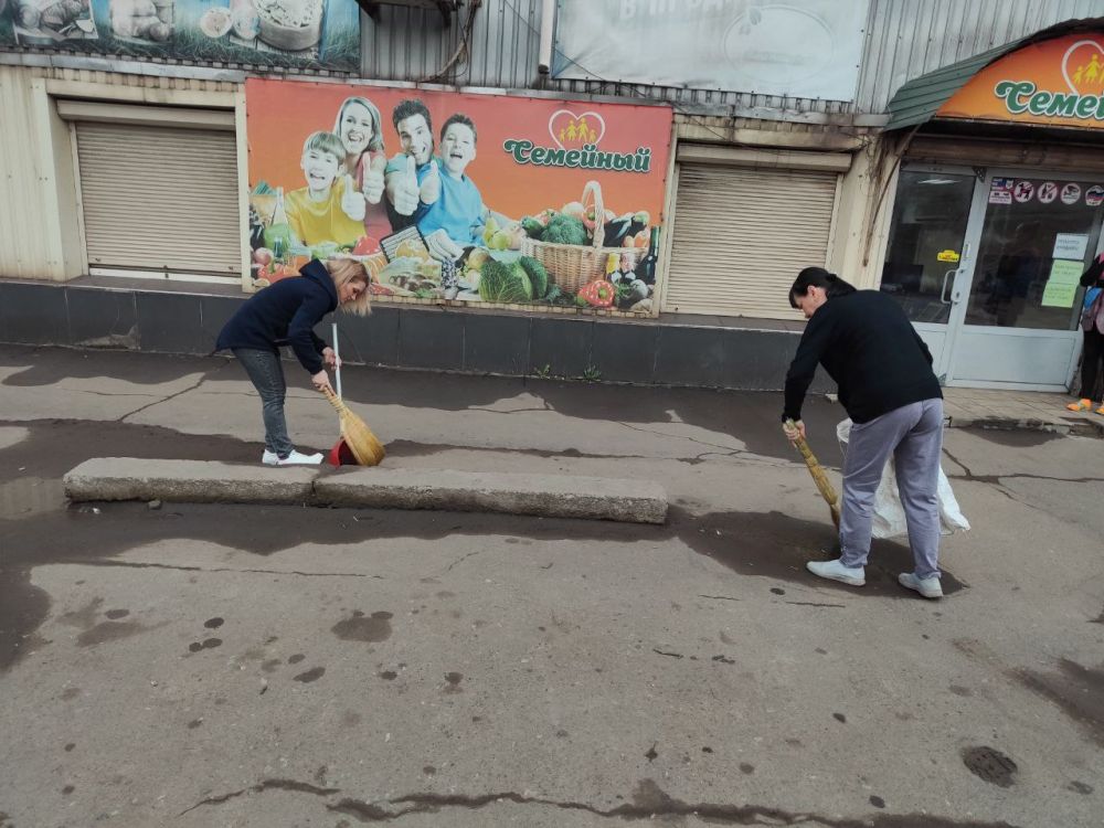 Игорь Мартынов: Хозяйствующие субъекты приняли активное участие в городском субботнике