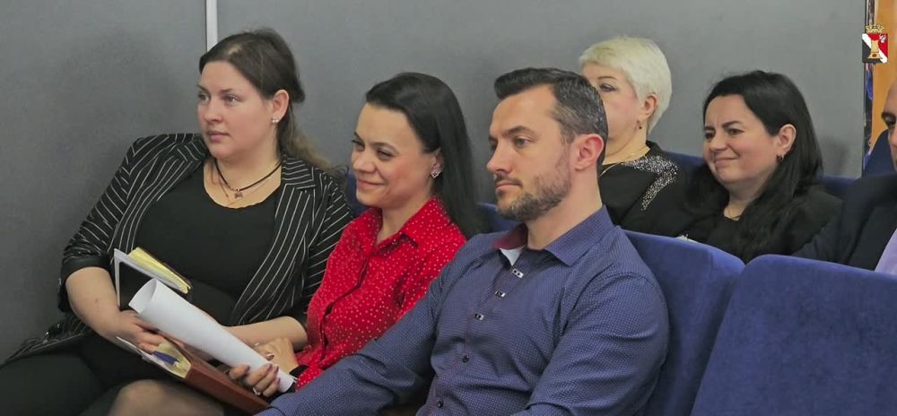 Аппаратное совещание. Состоялось аппаратное совещание собравшее представителей администрации, руководителей подведомственных учреждений и ключевых структурных подразделений