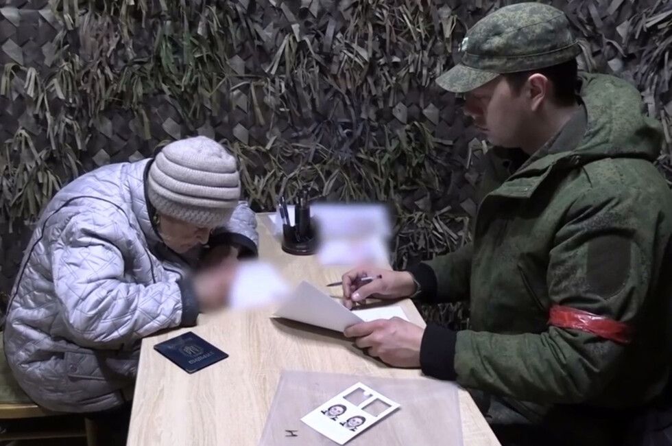 За неделю российские паспорта получили 600 жителей Селидово