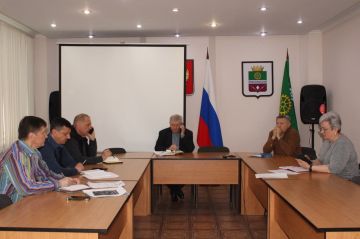Николай Михайлов: Провел оперативное совещание по текущим вопросам