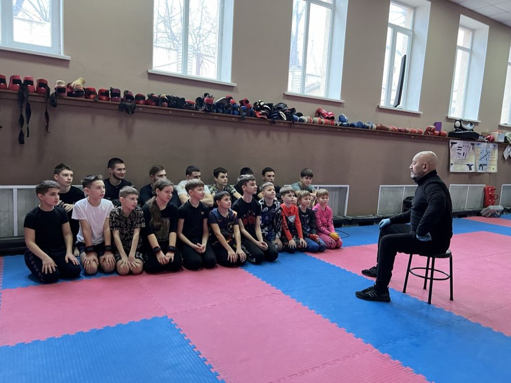 02.04.2025     .,   -   ,                   :...