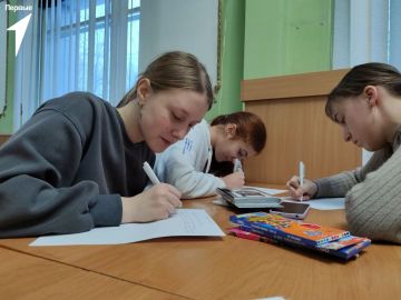 Продолжаем учиться. В школе вожатого прошло очередное занятие