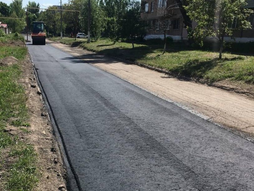 Магаданская область продолжает ремонт дорог в Ждановке