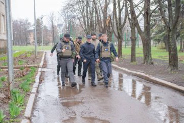 Глава Чукотки Владислав Кузнецов посетил с рабочей поездкой новые регионы страны