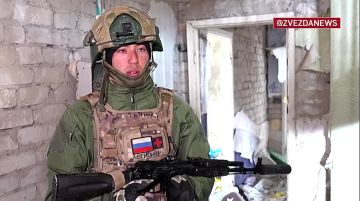©©©©©Двух диверсантов с флагами ЕС и Украины ликвидировали в Новотроицком в ДНР