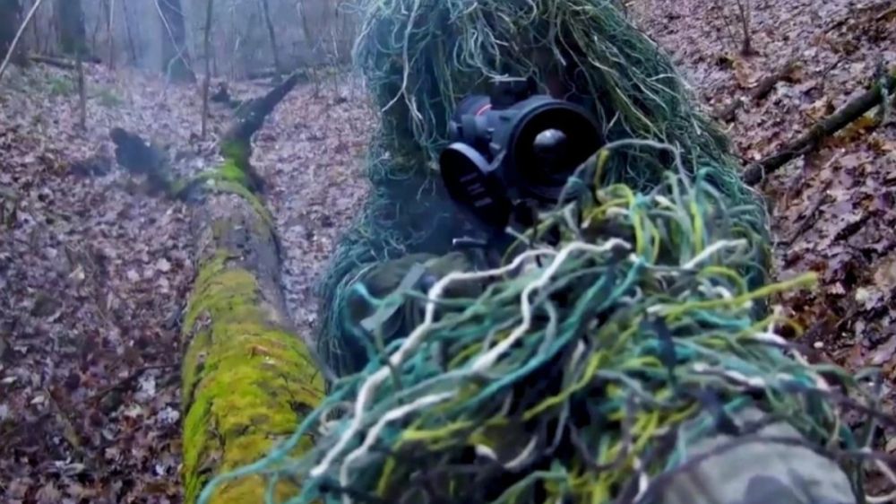 «Красная звезда»: боец РФ три дня ждал в засаде украинского снайпера