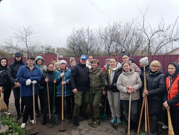 Снежнянцы приняли участие во втором Общереспубликанском субботнике