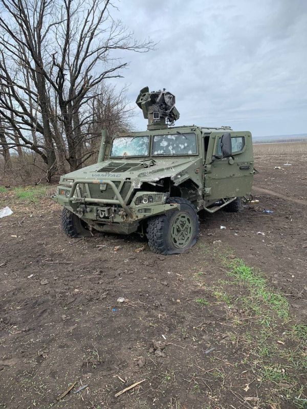 ��������� ������ ��������������� URO VAMTAC ��� �� ����� �� �������� ������ � ���