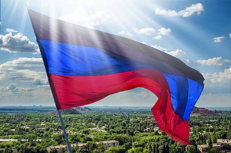 Александр Волошин: Донецкая Народная Республика отмечает годовщину своего провозглашения!