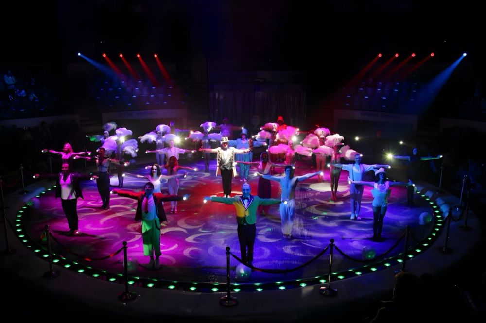 �� ���� �����: "����������" ��������� ��� ������������ � ����� ��������