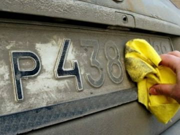 Напоминаем водителям о важности чистоты автомобильных номерных знаков
