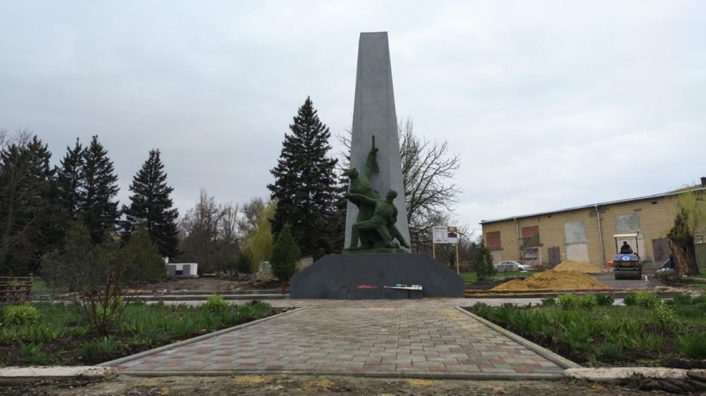Николай Михайлов: Бурятия помогает восстановить Мемориал героям ВОВ в Старобешево