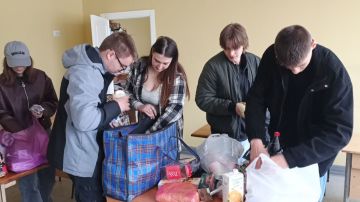 Студенты и сотрудники ГБПОУ «МСПК» приняли участие в акции «Посылка солдату»