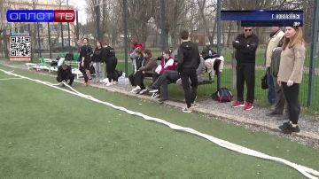 Тренировка на открытом воздухе с главой Новоазовска