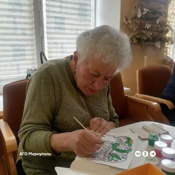 Подопечные терцентра Ильичевского района обучились медитативному рисованию