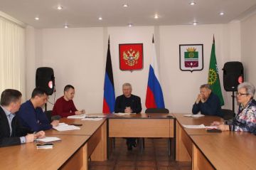 Николай Михайлов: Провел оперативное совещание по текущим вопросам